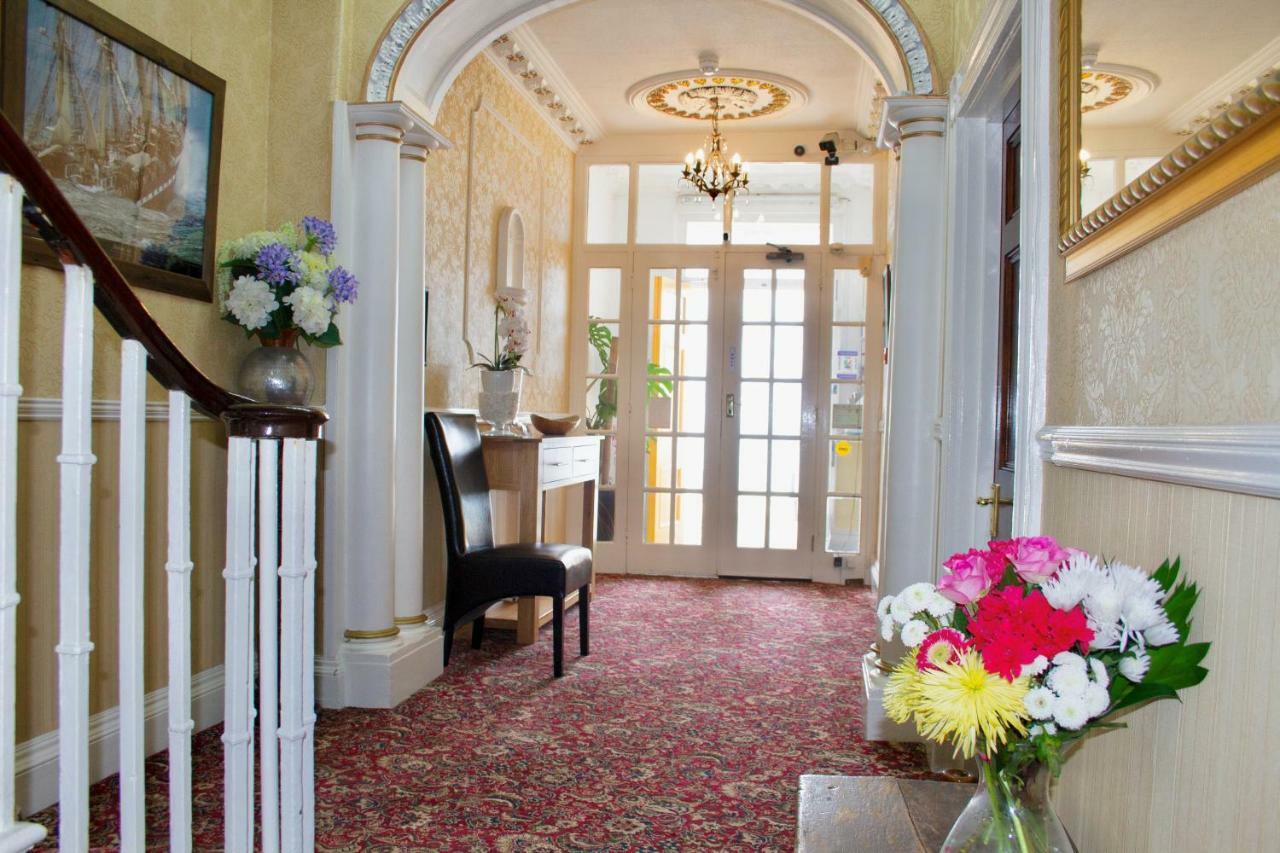 Helmsman Guesthouse Αμπερίστγουιθ Εξωτερικό φωτογραφία